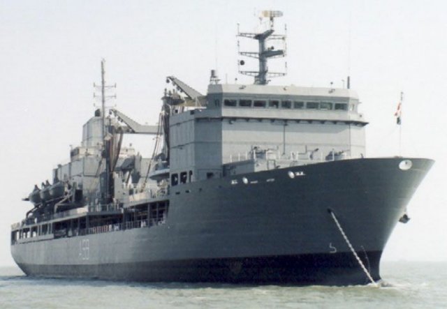 a-59_aditya_india-navy01.jpg