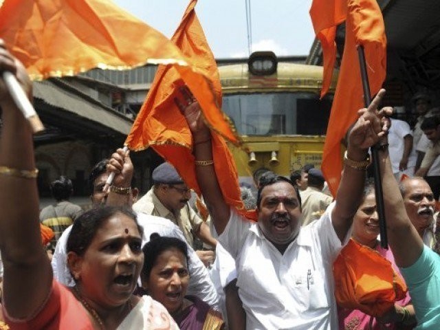 915899-shivsena-1436185633-171-640x480.jpg