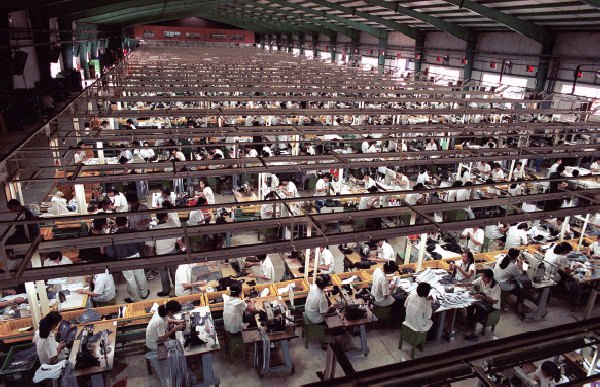 Nike-Sweatshops-05.jpg