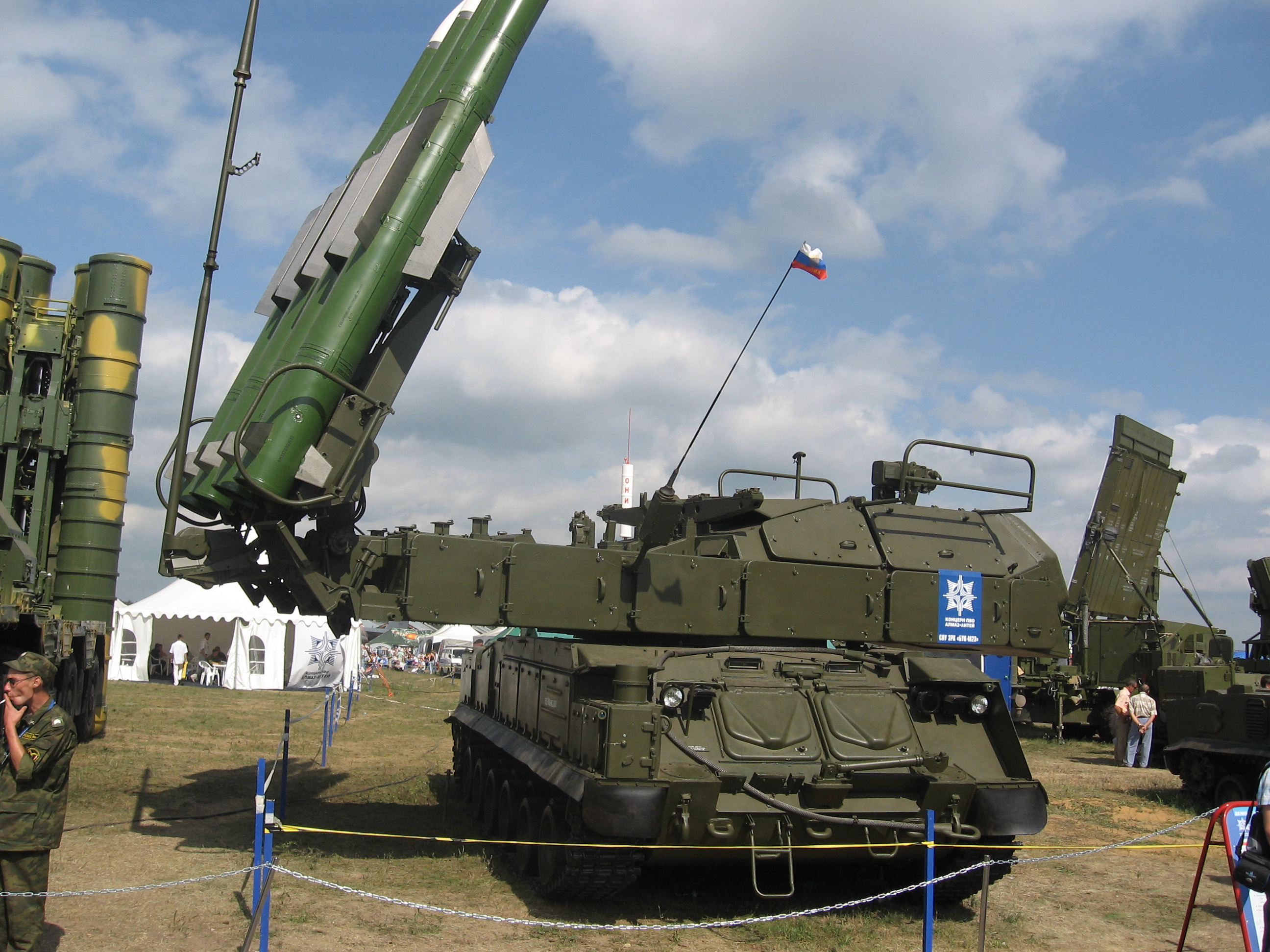 Buk-M2-MAKS-2007.jpg