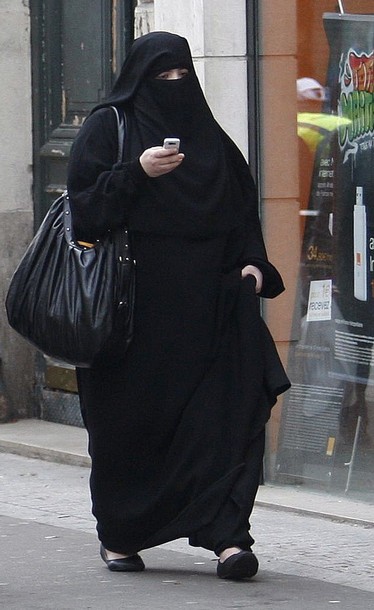 woman+burka.jpg