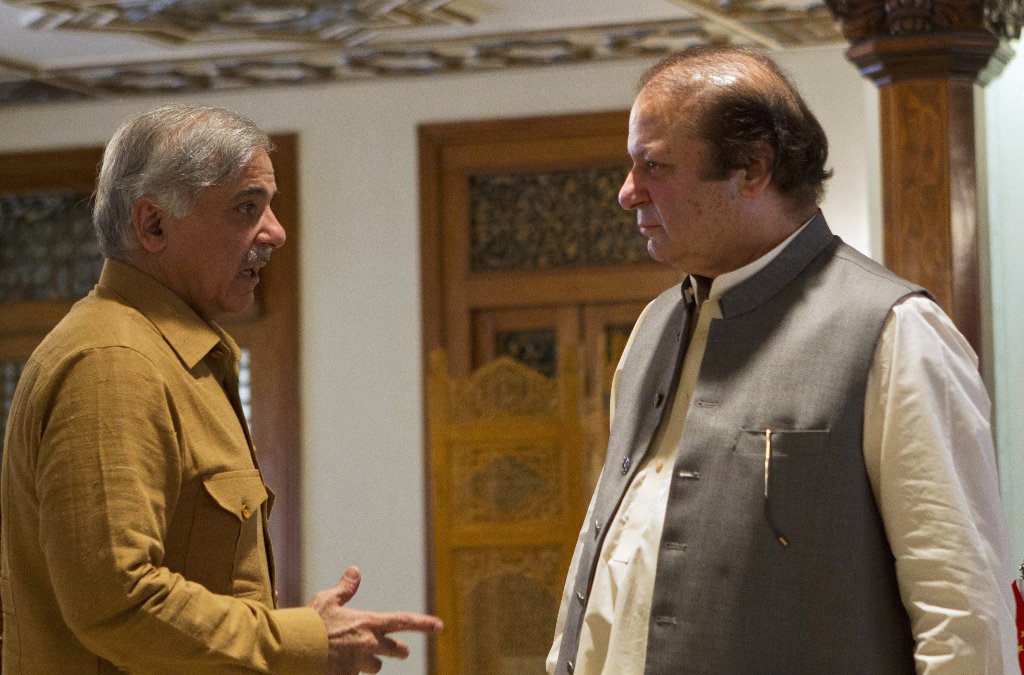 1438476-nawazsharifshahbazsharif-1497759896-400-640x480.jpg