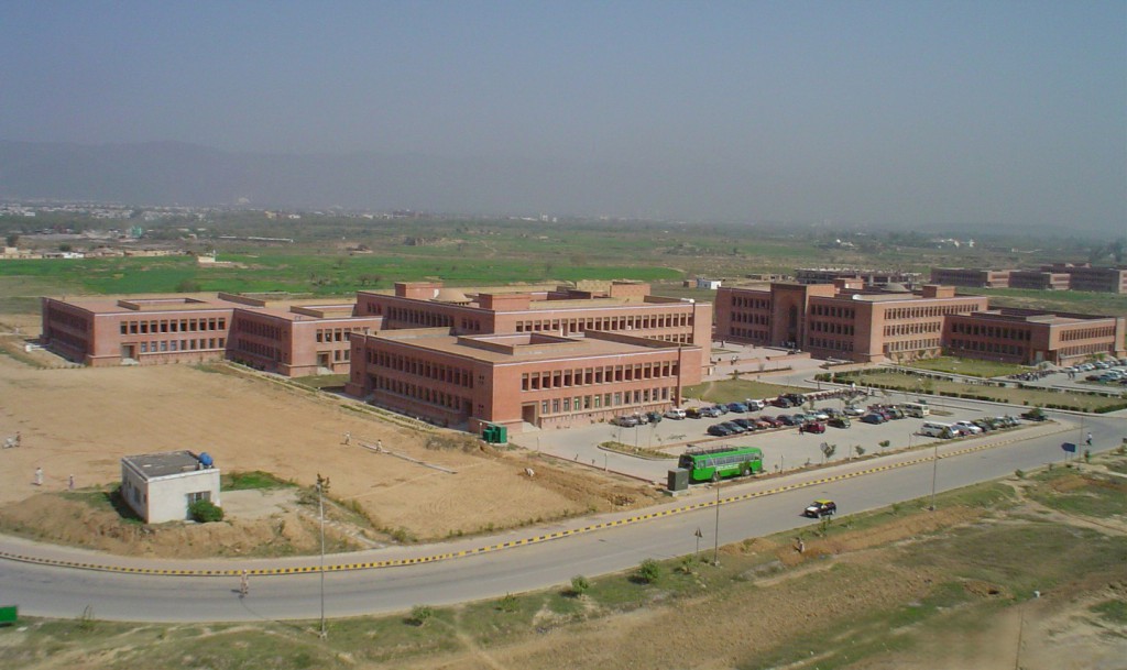 InternationalIslamicUniversityIIUIIslamabad472016.jpg