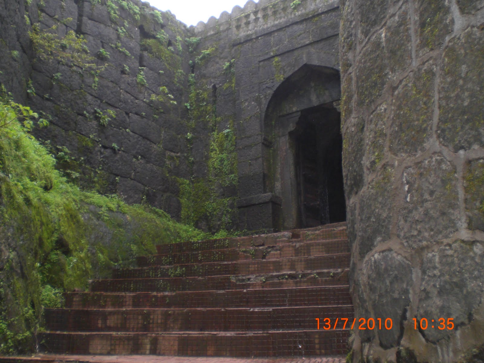 pratapgad.JPG