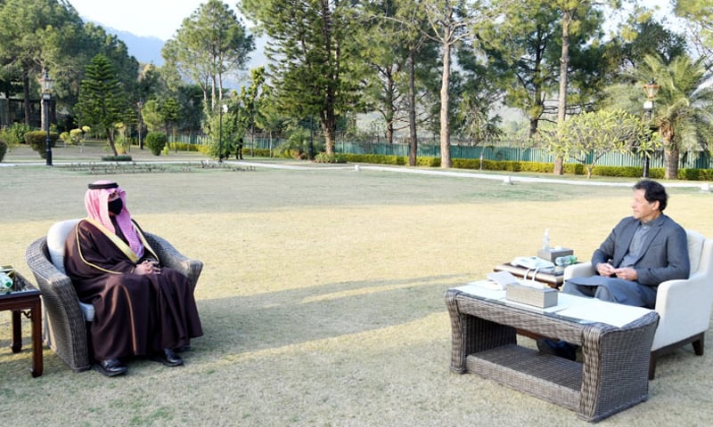 Prime Minister Imran Khan (R) meets Saudi Interior Minister Prince Abdulaziz bin Saud bin Naif (L). — Photo courtesy Radio Pakistan