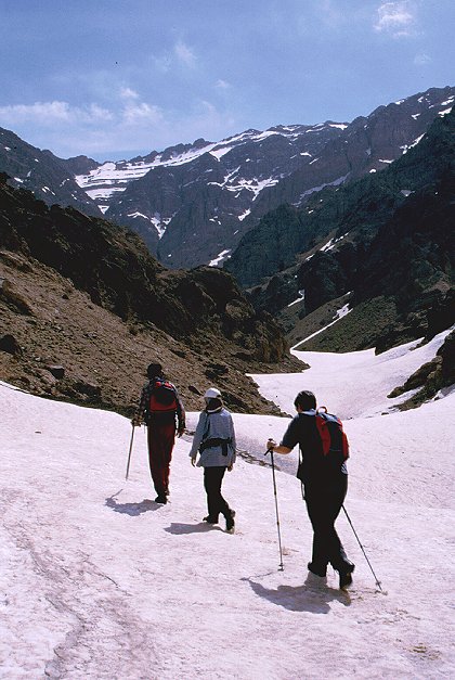 zagros_hiking.jpg