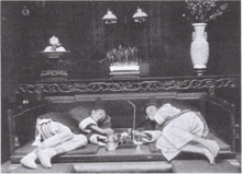 220px-Opium_smokers_China.gif