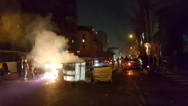 People-protest-in-Tehran.jpg