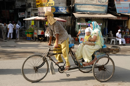 cycle-rickshaw-amritsar.jpg