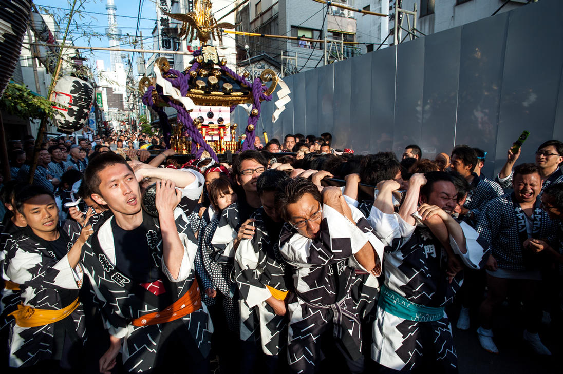 sanja_matsuri_by_burningmonk-d661k3b.jpg