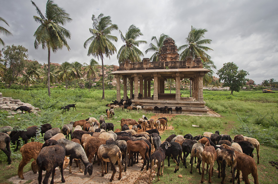 hampi.jpg