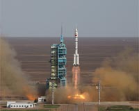 shenzhou-10-liftoff-bg.jpg