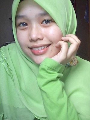 beautiful-malay-muslim-girl-in-hijab.jpg