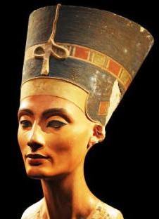 nefertiti-c.jpg