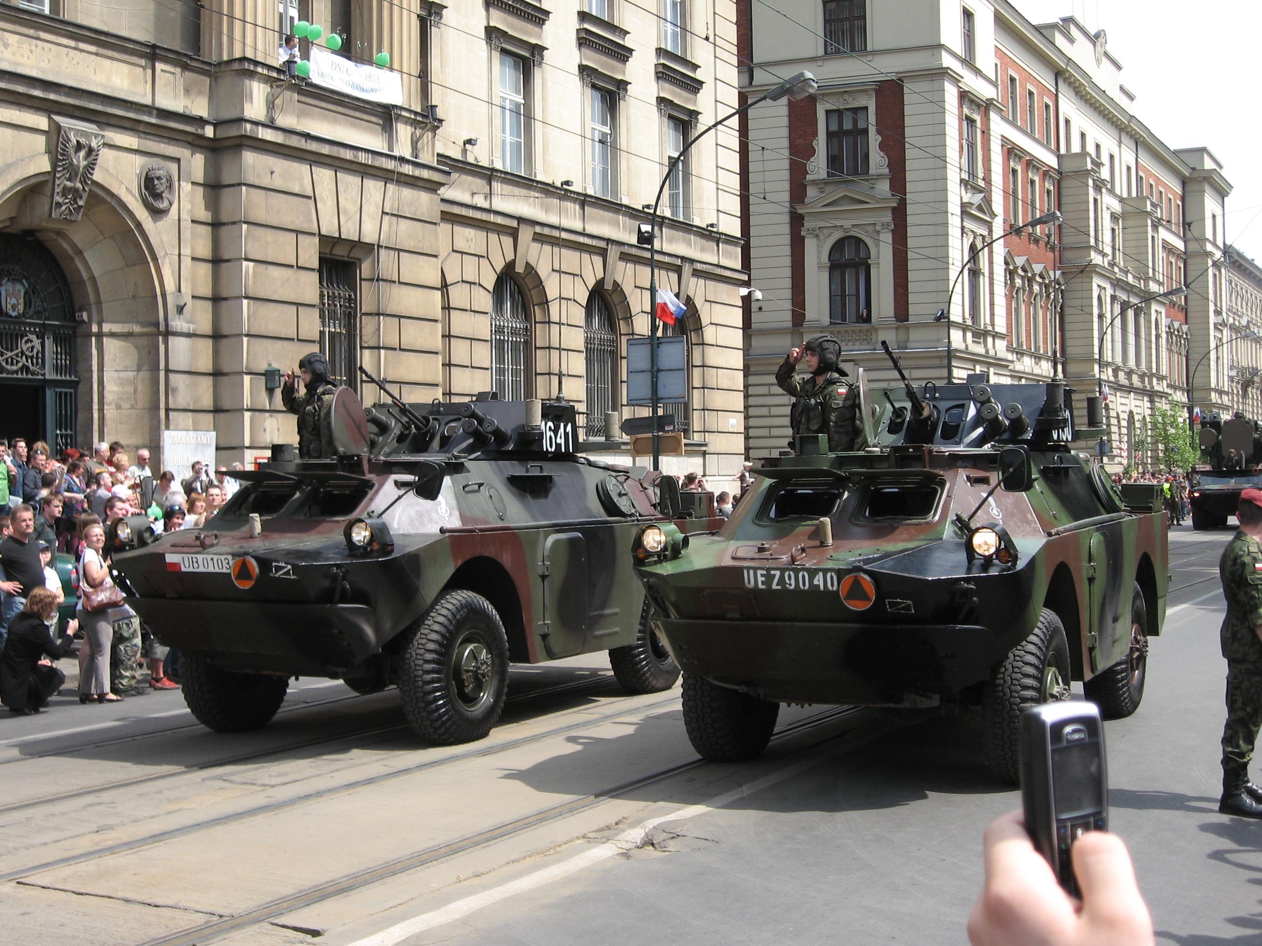 BRDM-2M-97_%22%C5%BBbik-B%22_Krak%C3%B3w.jpg