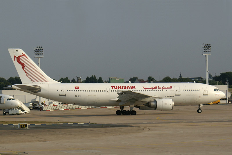 Tunisair_A300_TS-IPC.jpg