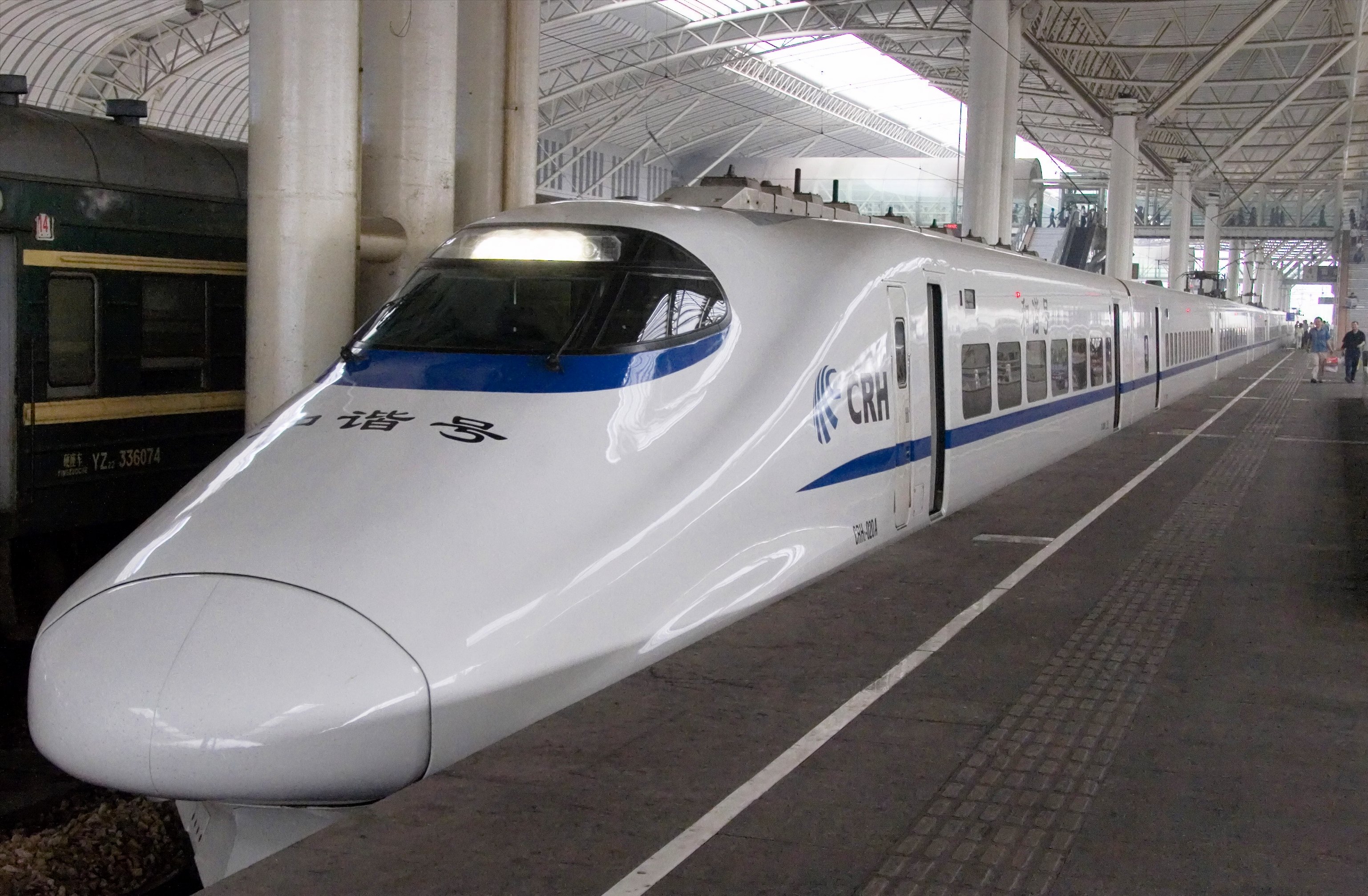 China_railways_CRH2_unit_001.jpg