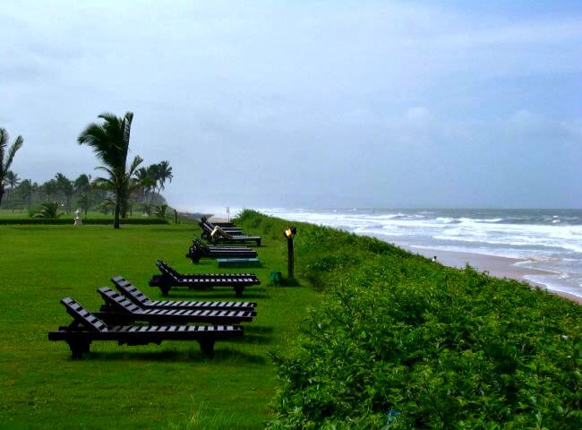 taj-exotica-goa-beach1.jpg