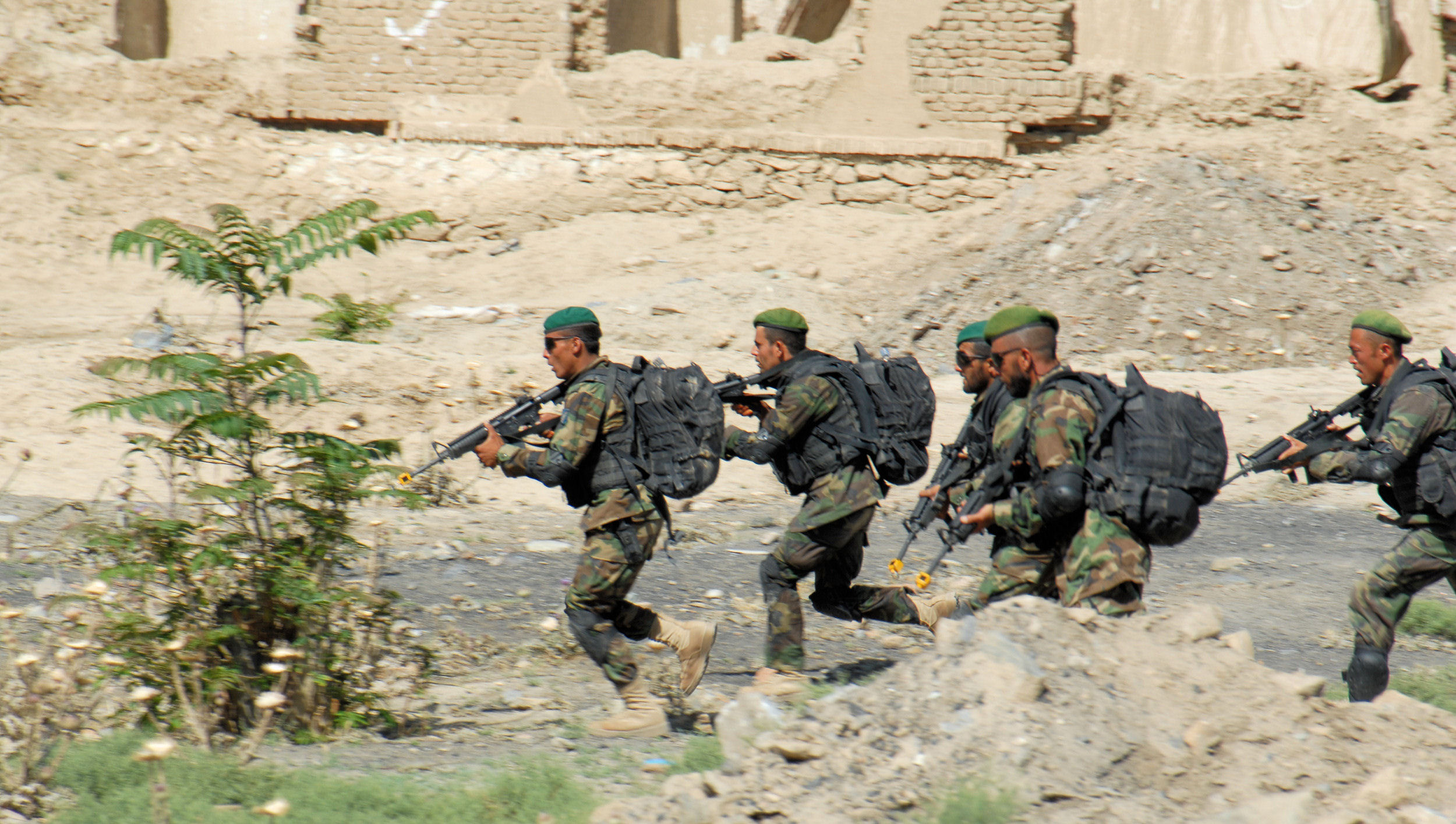 Afghan_soldiers_train_in_Kabul.jpq.jpg