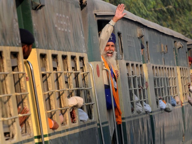 289257-Sikhphotoafp-1320855425-597-640x480.jpg