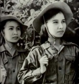 china-women-mil.jpg