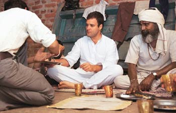 rahul-gandhi-1_350_101211092858.jpg