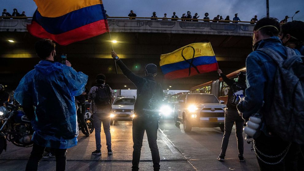 colombia-protest1-02-rd-iwb-210506_1620344060681_hpMain_16x9_992.jpg