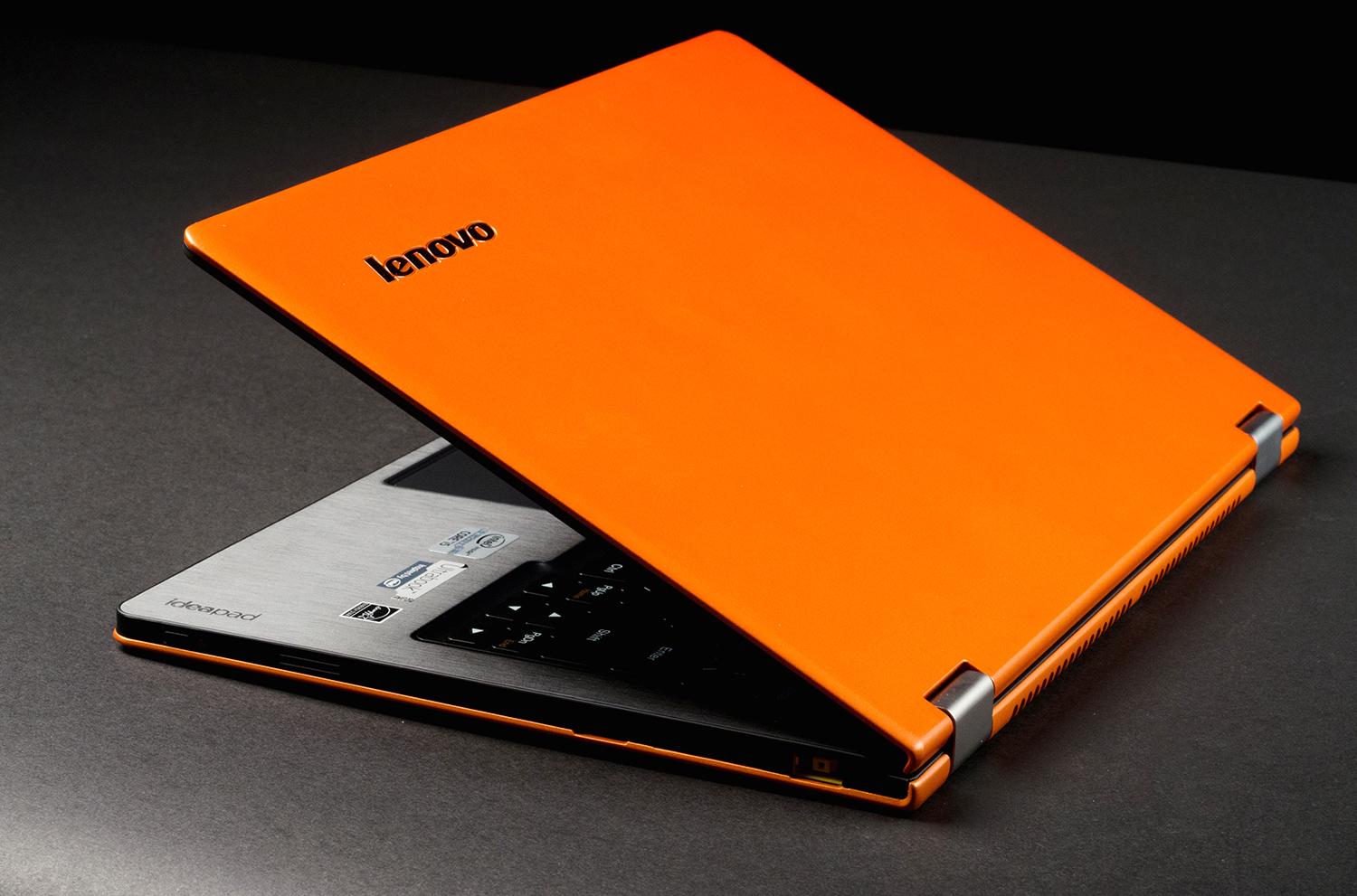 Lenovo-Yoga-review-back-angle.jpg