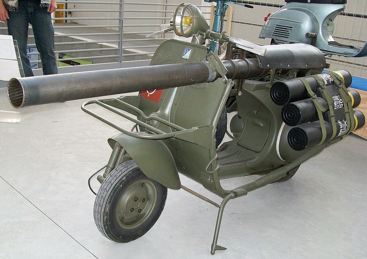 1280px-Vespa_militare2.JPG