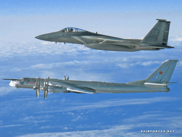 Russian-Tu-95-fly-over-Nort.jpg