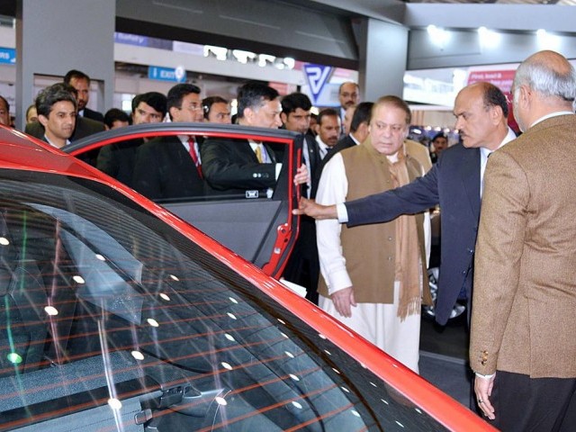 680580-lahoreautopartscarsshownawazsharifprimeministerindustrymanufacturersphotoapp-1394314305-399-640x480.jpg