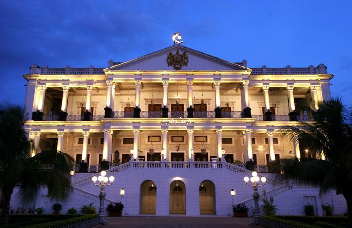 hyderabad-falaknuma-palace-1-bmp.jpg