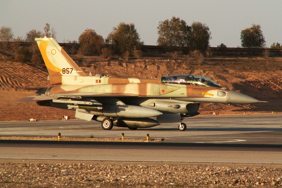 Oferet-Yetzuka-F16I.jpg