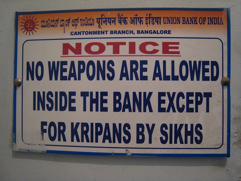 800px-No_weapons_but_kirpans.jpg