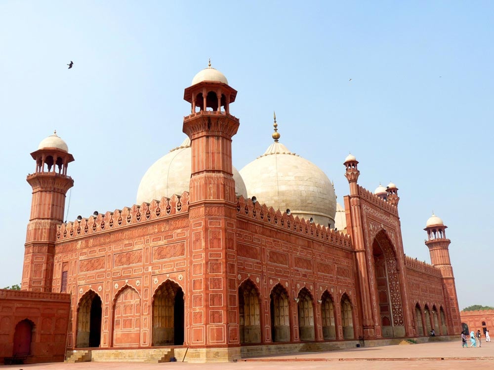 badshahi-masjid.jpg