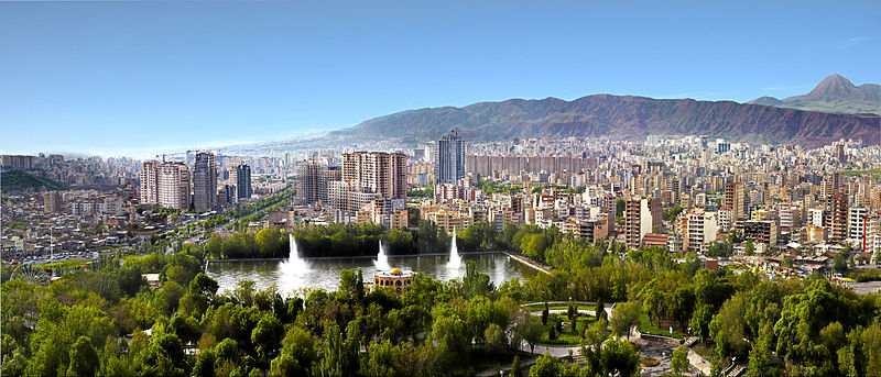 800px_Panomara_of_Tabriz.jpg