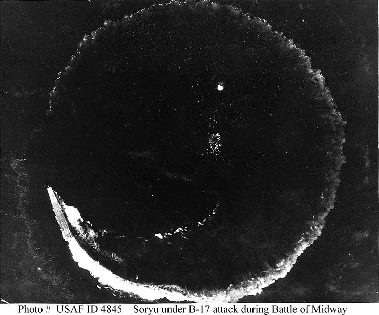 b-17_soryu_midway.jpg