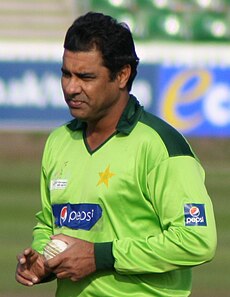 230px-Waqar_younis.jpg