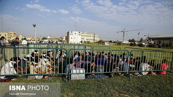 600x338_bonus-0809-immigration-iran-shiraz.jpg