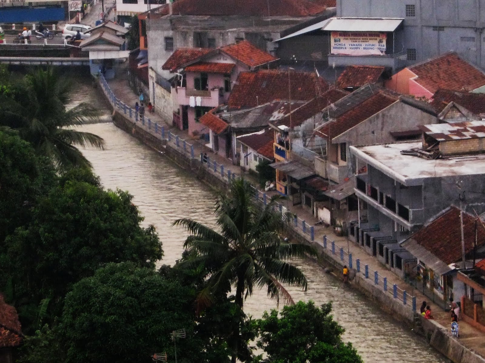 CILIWUNG+RIVER1.jpg