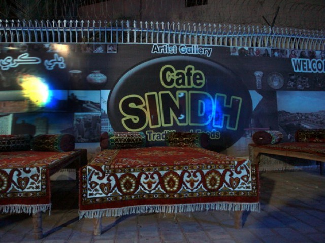 1709304-sindhcafe-1526239629-917-640x480.jpg