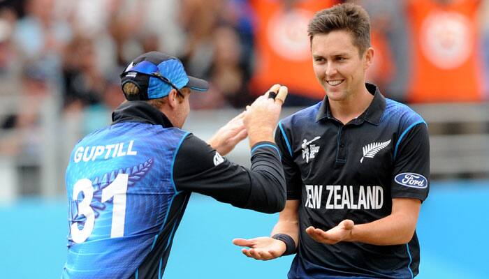 339944-trent-boult-martin-guptill.jpg