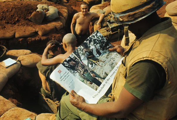 marines-near-khe-sahn-vietnam.jpg