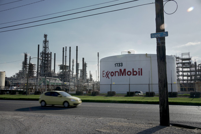 exxonmobil_baton_rouge_refinery.jpg