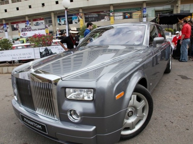 rollsroycephantom-khi-feb13-640x480.jpg