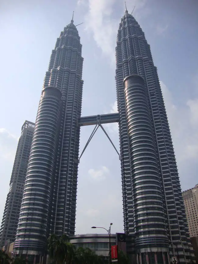 petronas_twin_towers_t040909_2.jpg