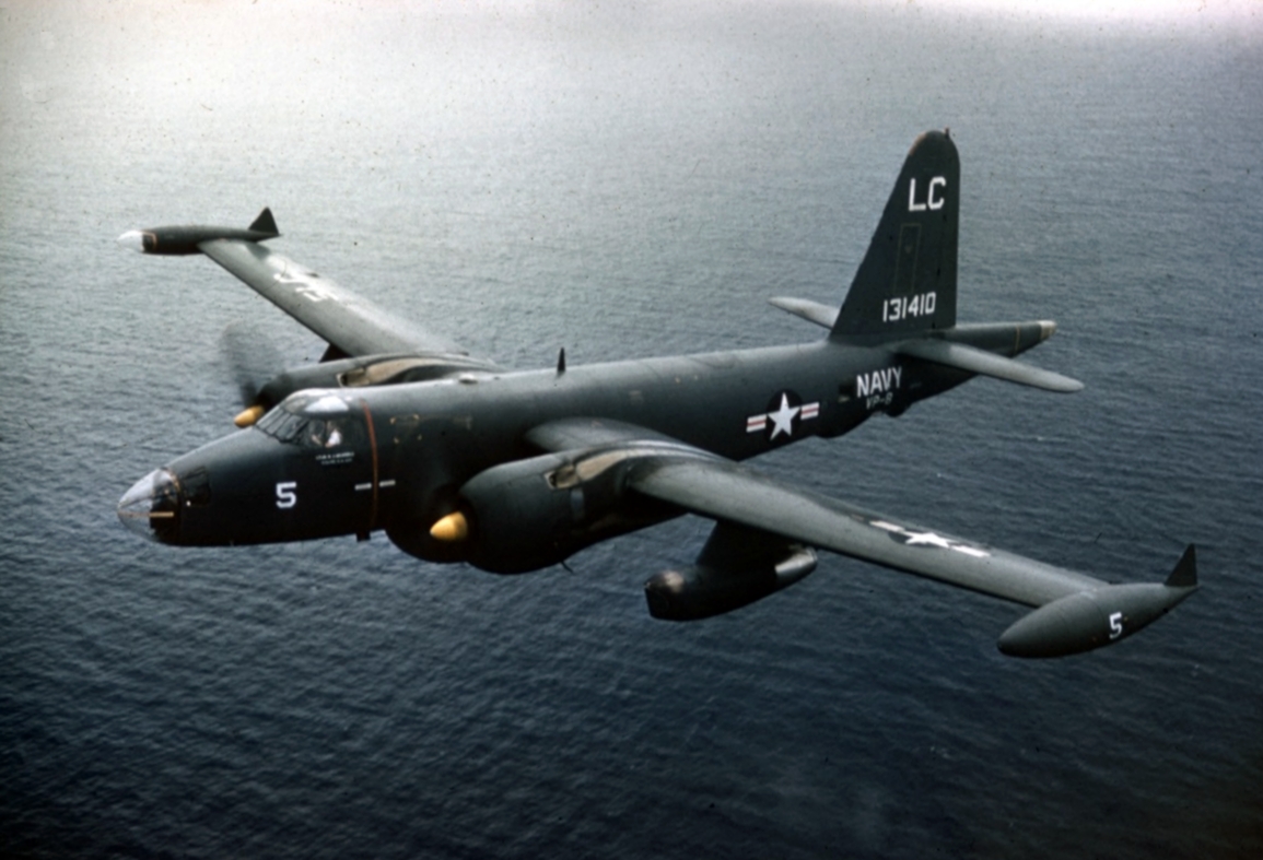 P2V-5F_Neptune_VP-8_in_flight_c1958.jpg