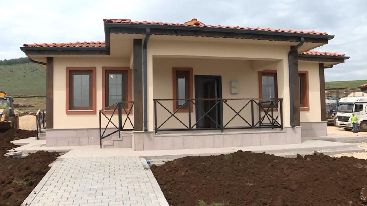 koy-evi-ev-depremzede-evi-gaziantep-aa-2032208.jpg