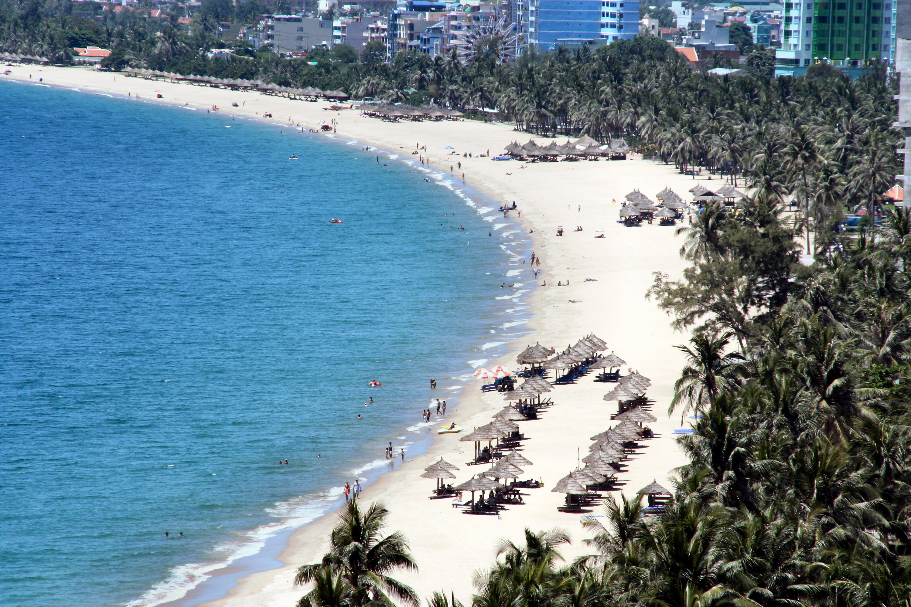 Nhatrang_la_plage.jpg