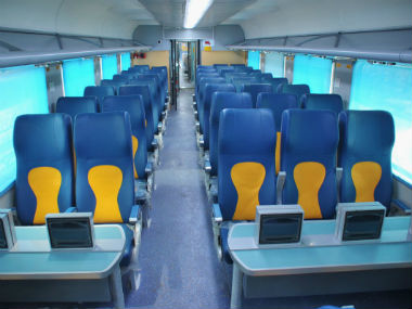 TejasExpress_SureshPrabhuTwitter.jpg